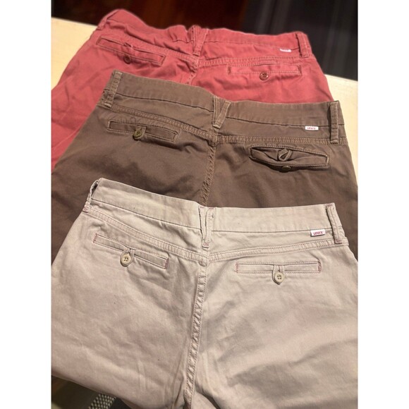 3 pairs of Levis chino womens shorts 12 - Picture 2 of 5